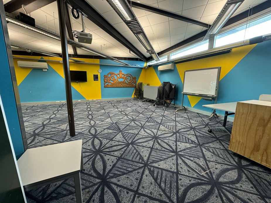 Tupu Youth Library - Auckland Council