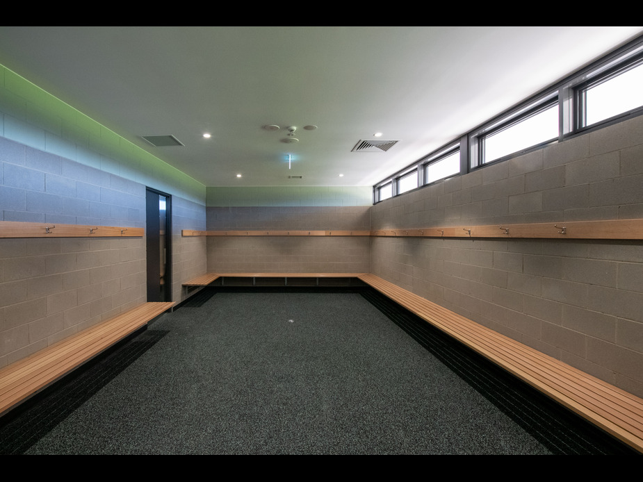 Change Room 8.1 