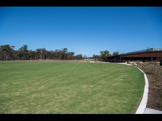 Oval 3 .1 