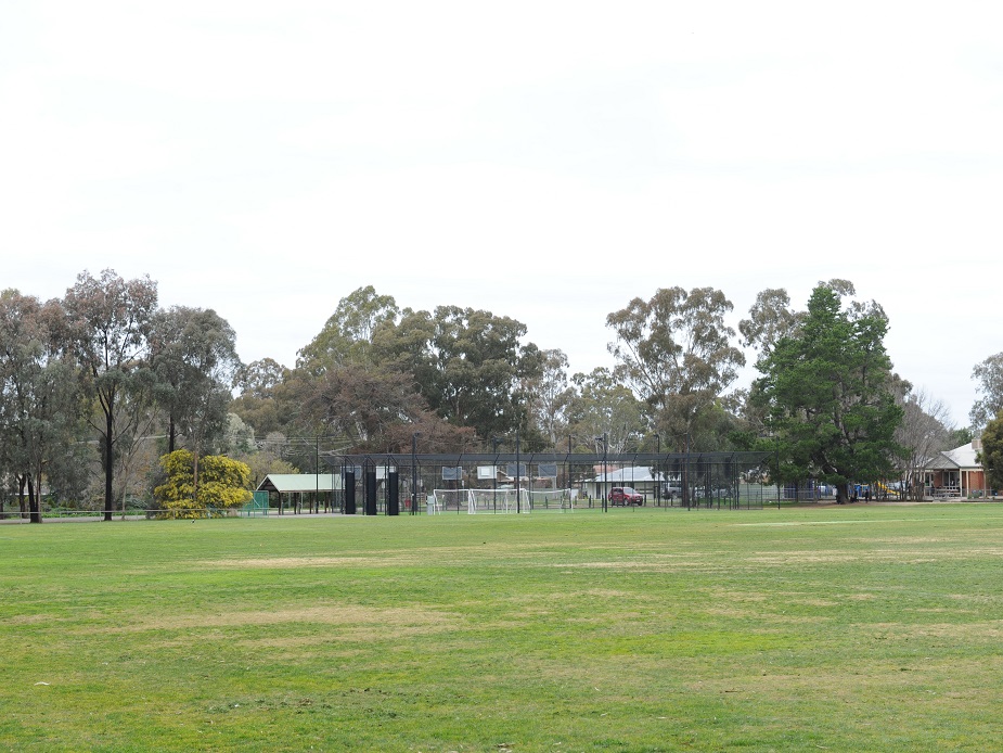 Club Court Upper/JG Edwards Oval