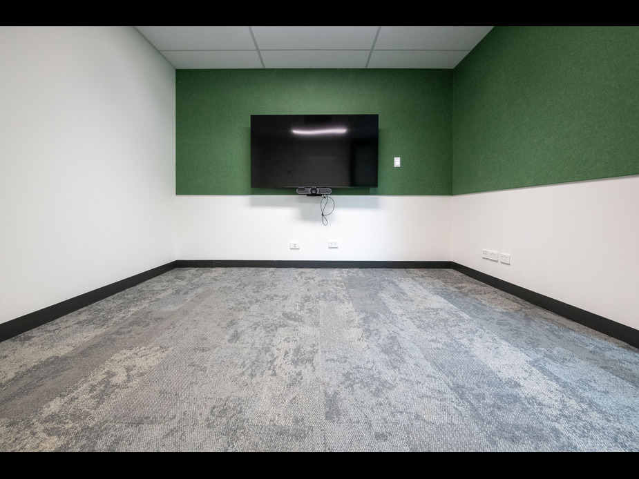 Meeting / Office Room 1