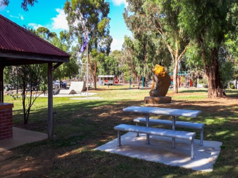 Axedale Park