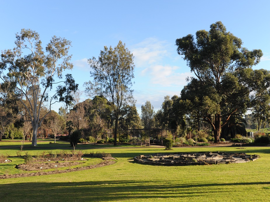 White Hills Precinct (incl. Bendigo Botanic Gardens, Garden for the Future, Larni Garingilang