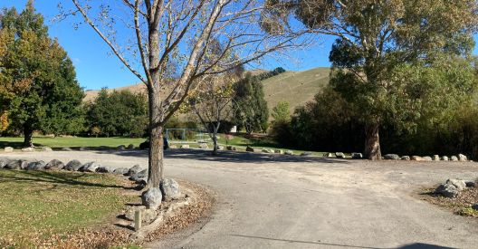 Taylor Dam - Parking
