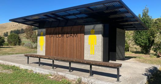 Taylor Dam - Public Toilet