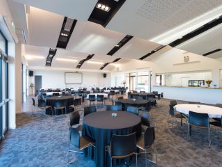 Selwyn Lounge