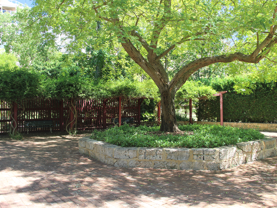 Zone 5 Scented Gardens shaded seating