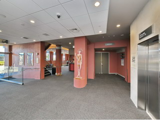 Main foyer - towards Box Office foyer & Main Auditorium doors