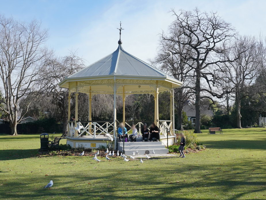 Band Rotunda - Front